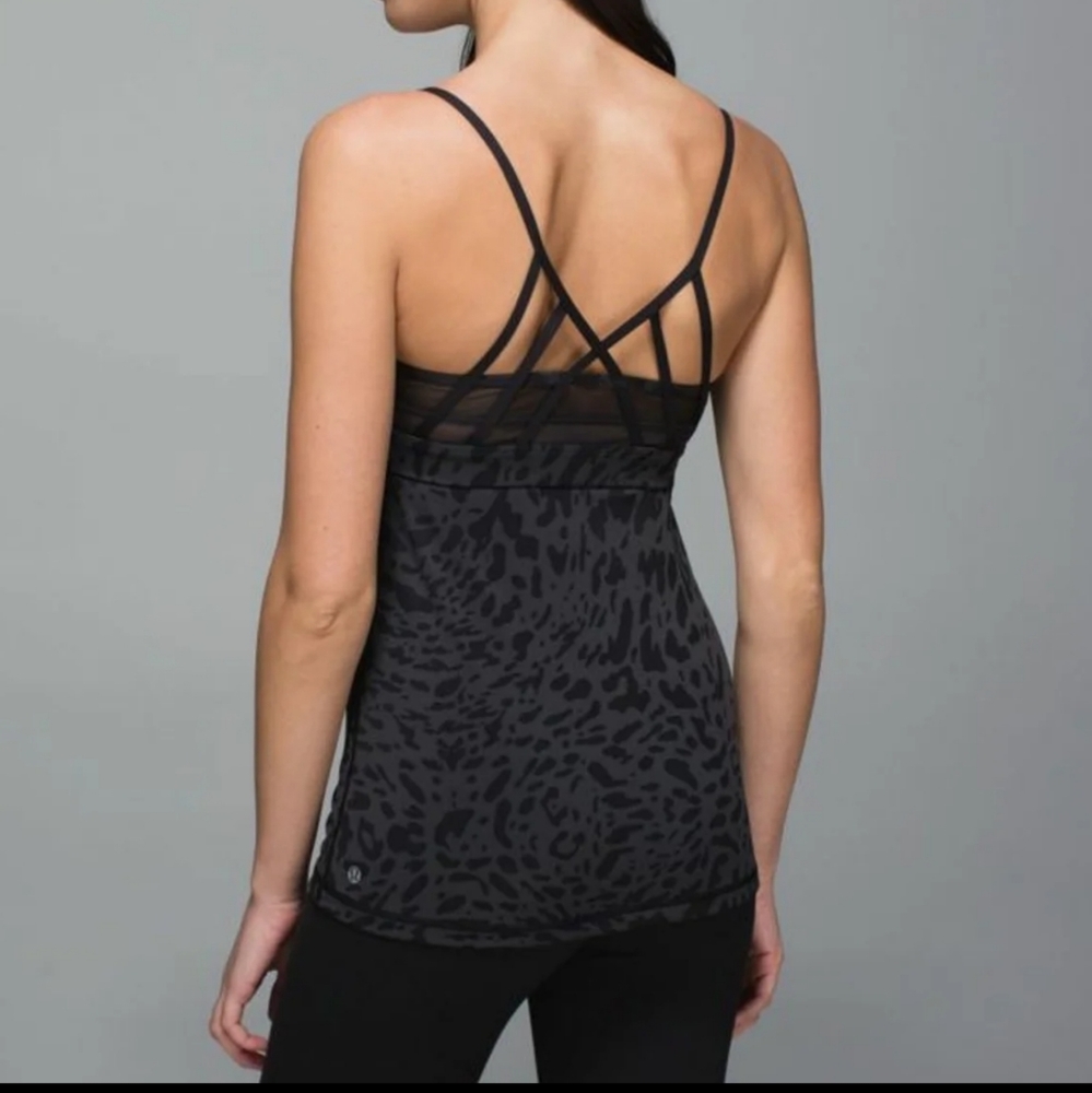 Lululemon leopard tank